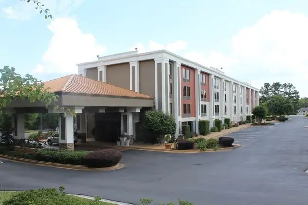 Holiday Inn Express Forsyth