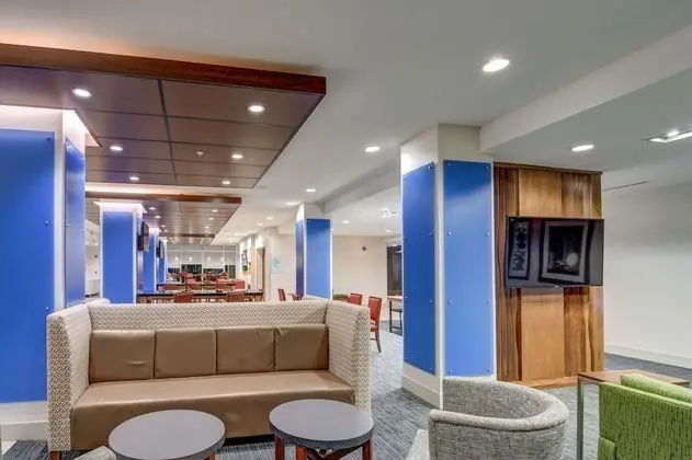 Holiday Inn Express Fort Walton Beach Central, an IHG Hotel - Lobi