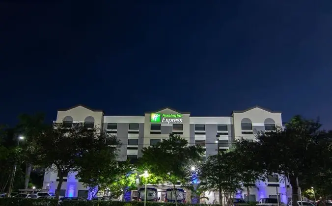 Holiday Inn Express Ft Lauderdale Airport West - Öne Çıkan Resim