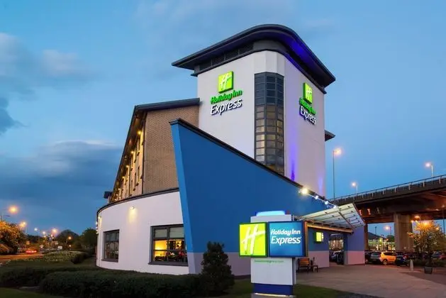 Holiday Inn Express Glasgow Airport - Öne Çıkan Resim
