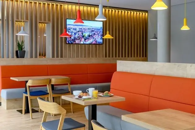 Holiday Inn Express Goettingen, an IHG Hotel - Yerinde Yemek