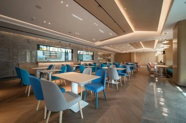 Holiday Inn Express Guangzhou Panyu, an IHG Hotel - Yerinde Yemek