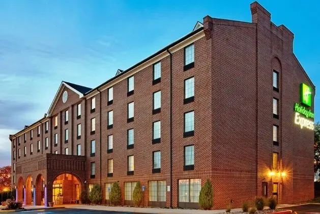 Holiday Inn Express Harrisburg East
