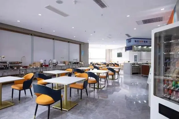 Holiday Inn Express Hengshui Railway Station, an IHG Hotel - Yerinde Yemek