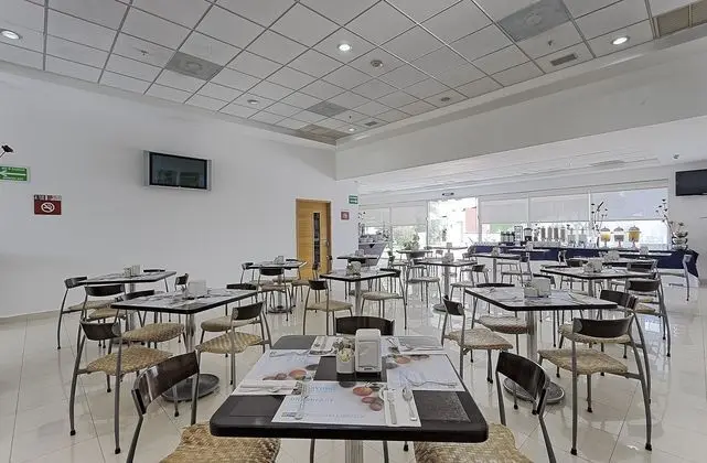 Holiday Inn Express Villahermosa Tabasco 2000 - Yeme / İçme