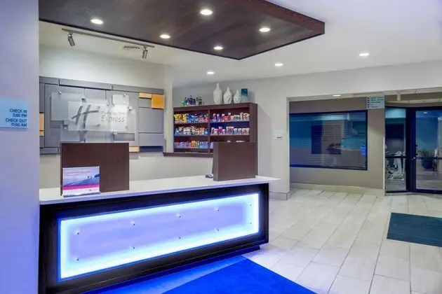 Holiday Inn Express Howe Sturgis, Mi - Dış Mekan