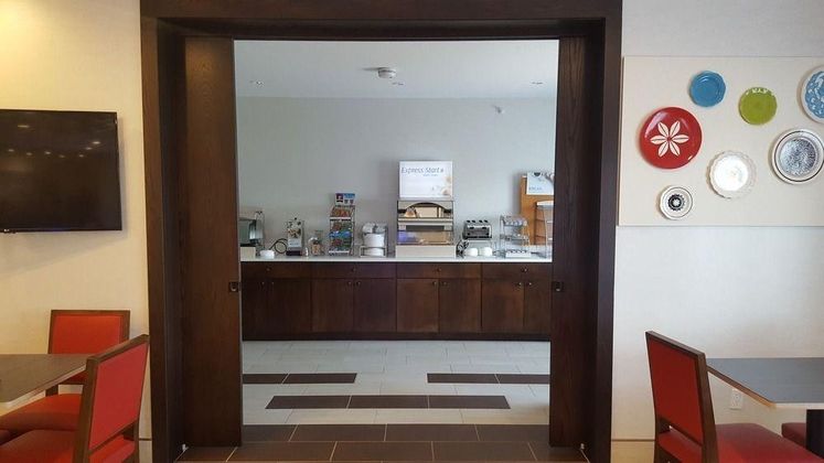 Holiday Inn Express Howe Sturgis, Mi