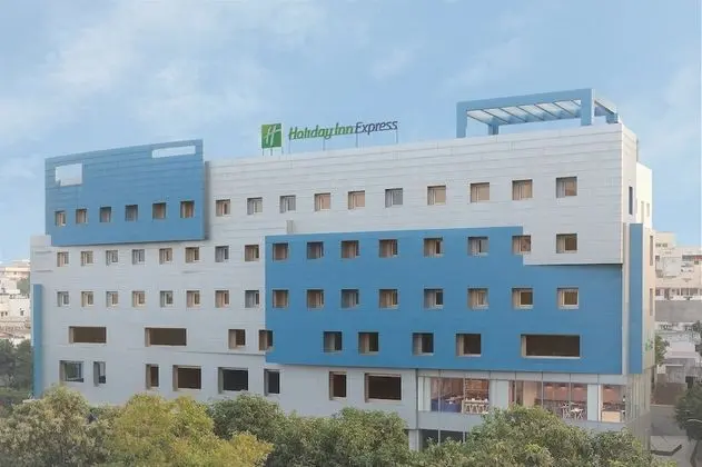 Holiday Inn Express Hyderabad Banjara Hills, an IHG Hotel - Dış Mekan
