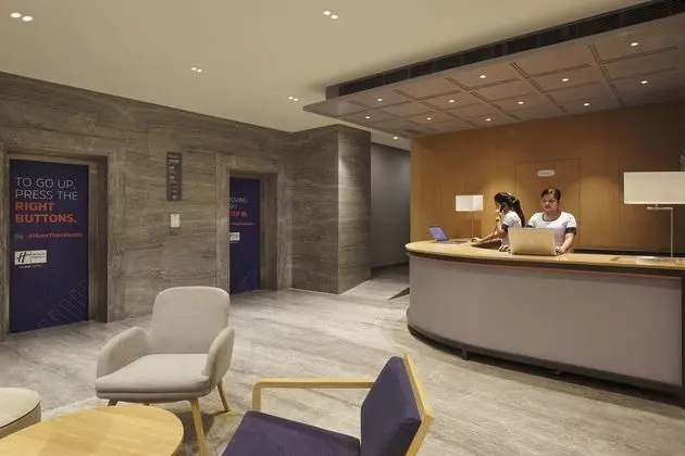 Holiday Inn Express Hyderabad Banjara Hills, an IHG Hotel - Lobi