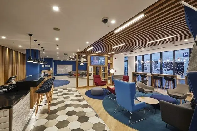 Holiday Inn Express İstanbul - Ataköy Metro, an IHG Hotel - Dış Mekan