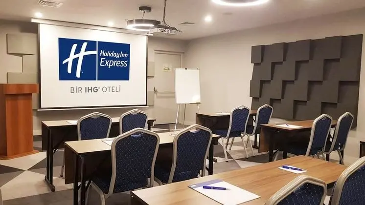 Holiday Inn Express İstanbul - Ataköy Metro, an IHG Hotel - İş / Konferans
