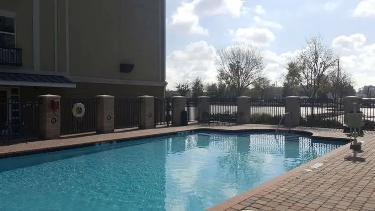 Holiday Inn Express Jacksonville East - Havuz