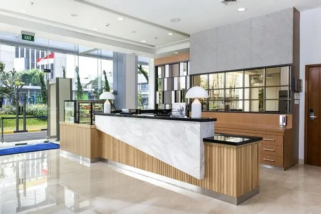 Holiday Inn Express Jakarta Matraman - Dış Mekan