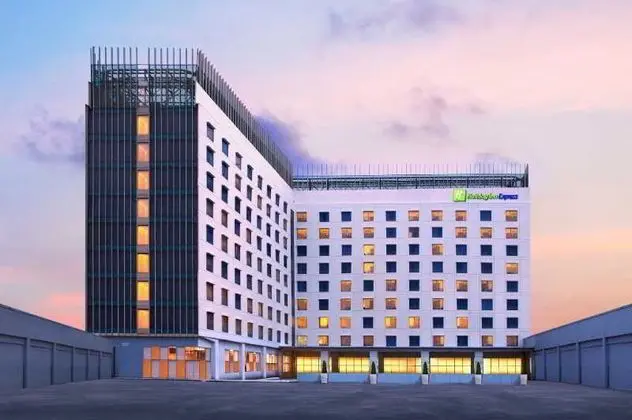 Holiday Inn Express Jakarta Pluit Citygate
