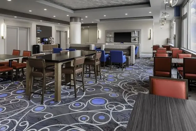 Holiday Inn Express Kansas City Downtown, an IHG Hotel - Lobi