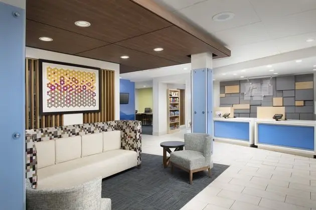 Holiday Inn Express Knoxville-Strawberry Plains - Dış Mekan