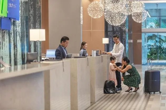 Holiday Inn Express Kota Kinabalu City Centre, an IHG Hotel - Lobi