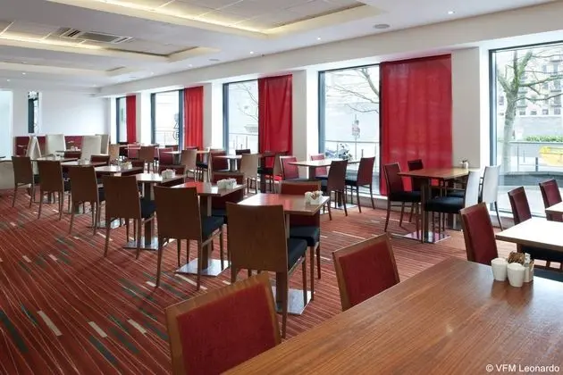 Holiday Inn Express Leeds City Centre Armouries - Yeme / İçme