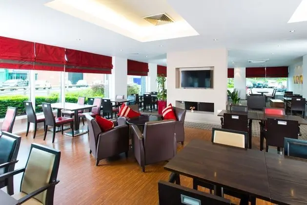 Holiday Inn Express Leeds City Centre - Lobi