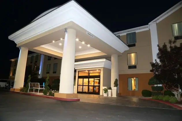 Holiday Inn Express Lexington-SW (Nicholasville) - 1