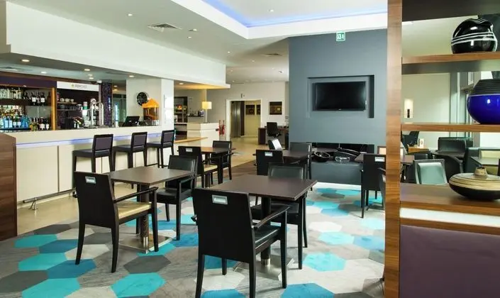 Holiday Inn Express Lincoln City Center - Dış Mekan