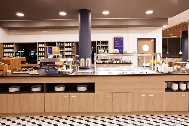 Holiday Inn Express Lustenau, an IHG Hotel - Yerinde Yemek