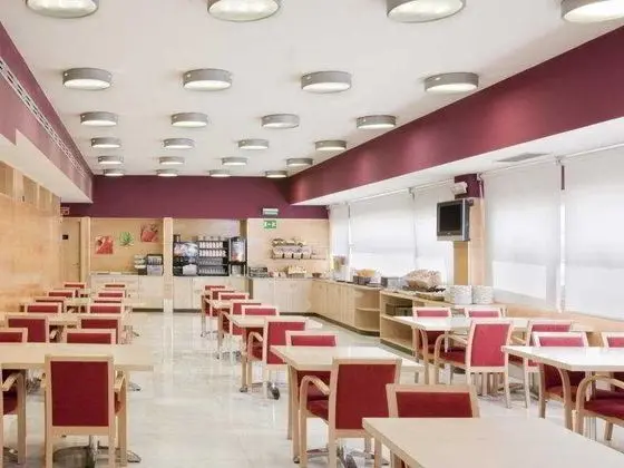 Holiday Inn Express Madrid Alcobendas - Yeme / İçme