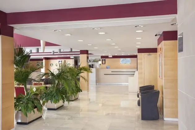 Holiday Inn Express Madrid-Alcorcon - Dış Mekan