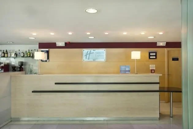 Holiday Inn Express Madrid-Alcorcon - Lobi
