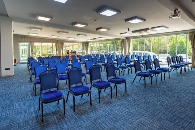 Holiday Inn Express Manisa - West, an IHG Hotel - Toplantı Odası