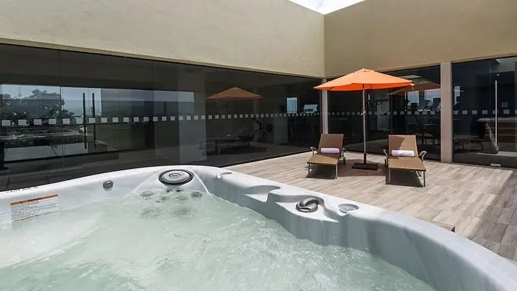 Holiday Inn Express Mexico Aeropuerto, an IHG Hotel - Havuz