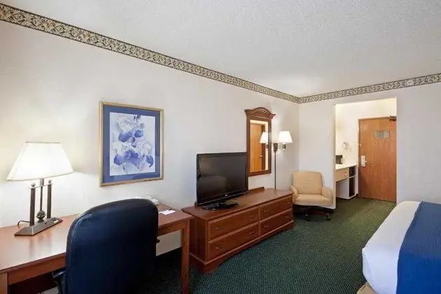 Holiday Inn Express Milford