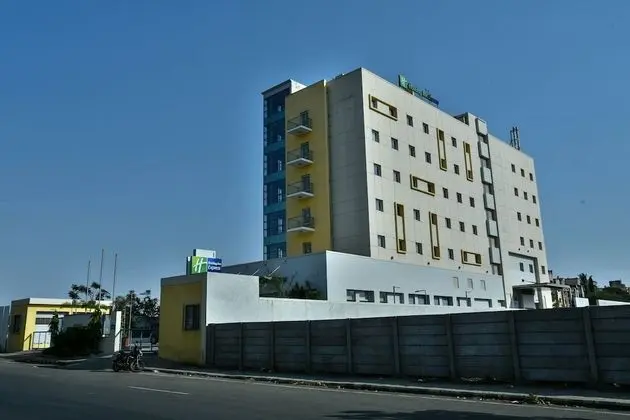 Holiday Inn Express Nashik Indira Nagar, an IHG Hotel - Dış Mekan