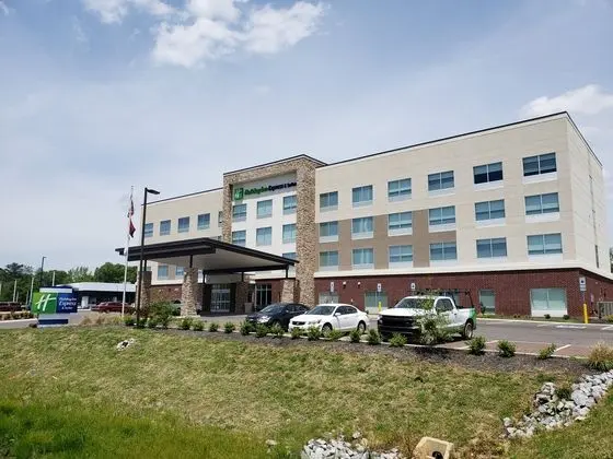 Holiday Inn Express Nashville North Springfield