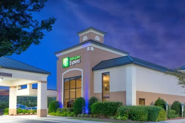 Holiday Inn Express New Bern