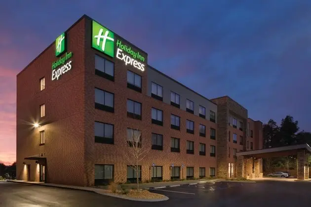 Holiday Inn Express Newnan