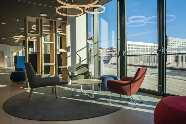 Holiday Inn Express Nice Grand Arenas, an IHG Hotel - Lobi