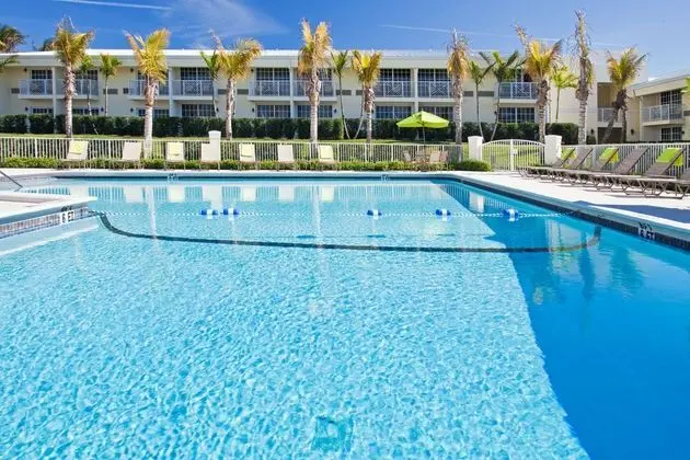 Holiday Inn Express North Palm Beach - Havuz