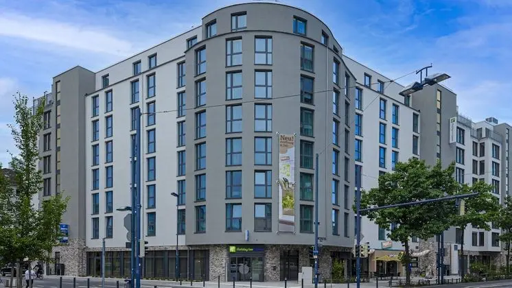 Holiday Inn Express Offenbach, an IHG Hotel