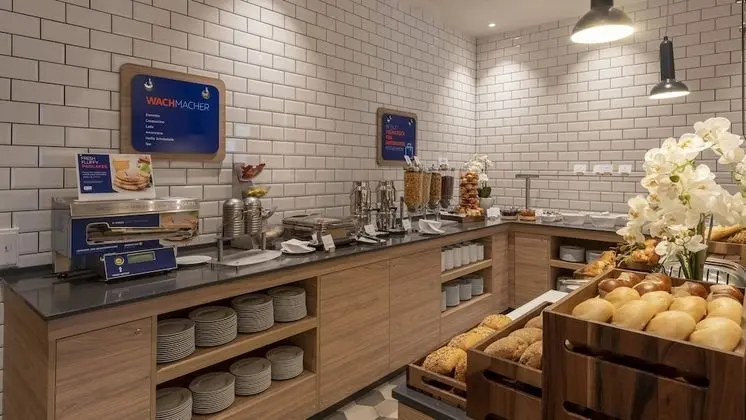 Holiday Inn Express Offenbach, an IHG Hotel - Yerinde Yemek