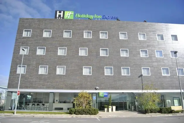 Holiday Inn Express Pamplona - 1