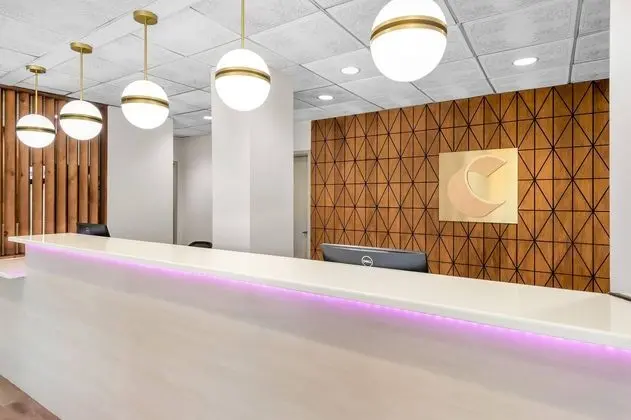 Holiday Inn Express Paramus - Lobi