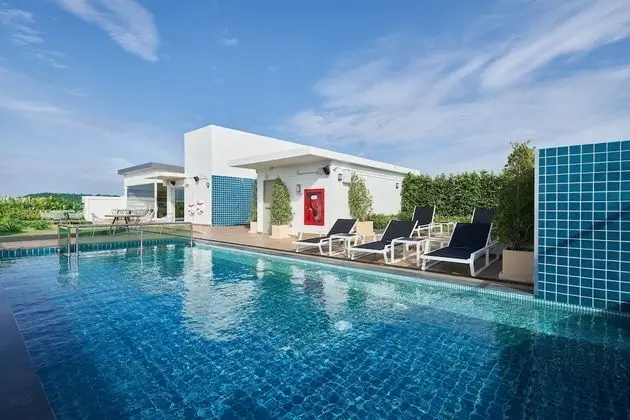 Holiday Inn Express Pattaya Central, an IHG Hotel - Havuz