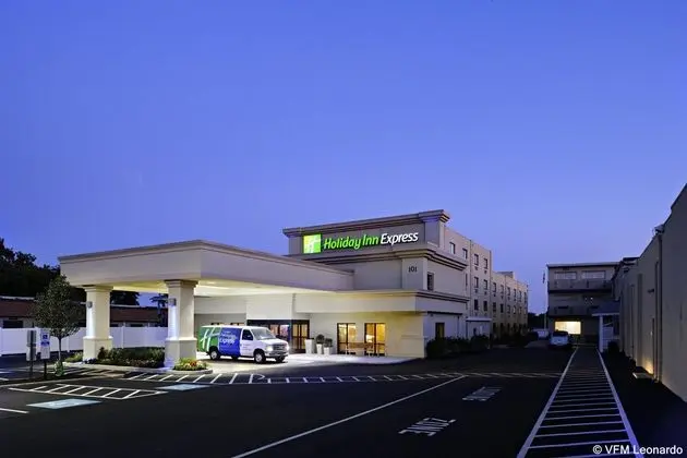 Holiday Inn Express Philadelphia Airport