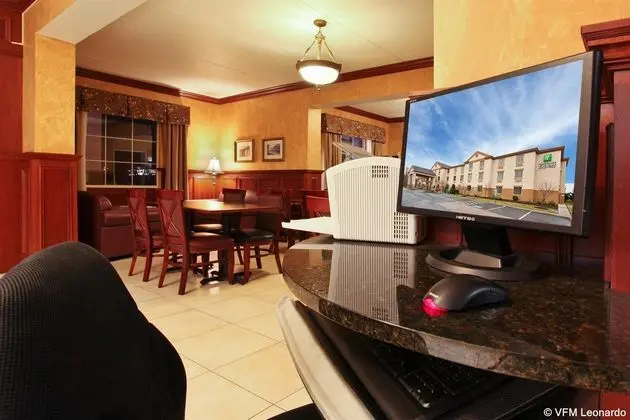 Holiday Inn Express Pittsburgh - Bridgville
