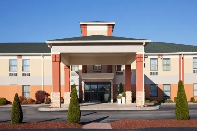 Holiday Inn Express Providence-North Attleboro