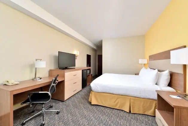 Holiday Inn Express Providence-North Attleboro - Oda