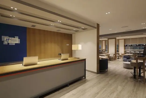 Holiday Inn Express Pune Pimpri, an IHG Hotel - Öne Çıkan Resim