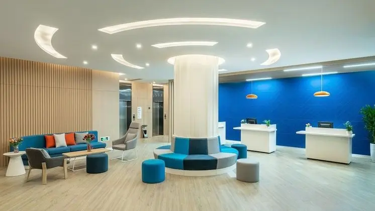 Holiday Inn Express Qingdao City Center, an IHG Hotel - Lobi