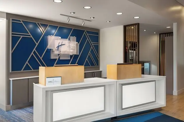 Holiday Inn Express QUEENSBURY - LAKE GEORGE AREA - Dış Mekan